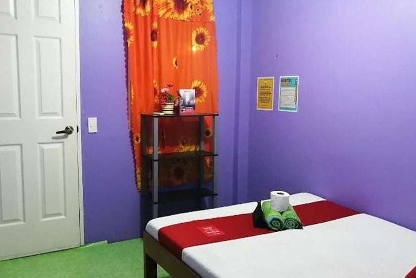 C Hostel Puerto Princesa