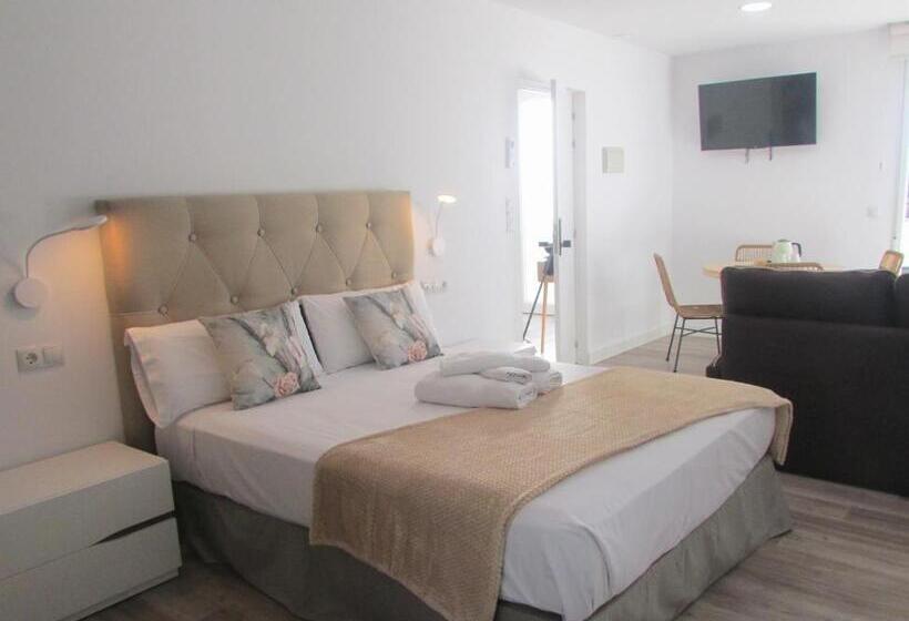 Hospedium Apartamentos Galitrips A Casa Da Reina