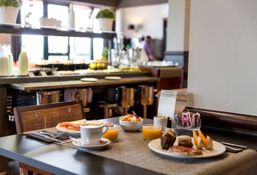 Apartahotel Suites Vila Birdie