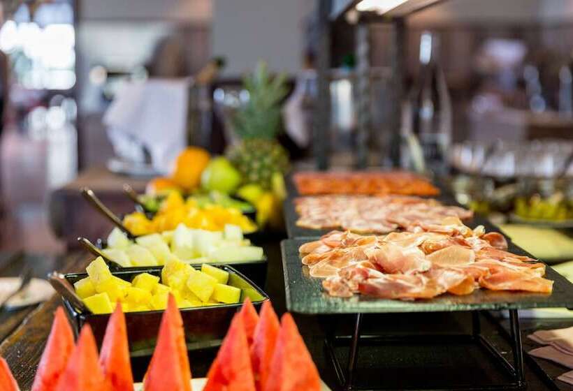 Apartahotel Suites Vila Birdie