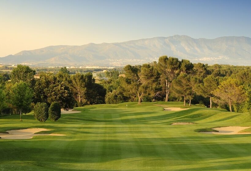 Apartahotel Suites Vila Birdie