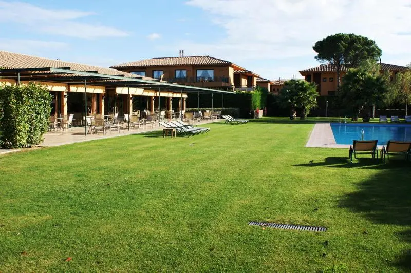 Apartahotel Suites Vila Birdie