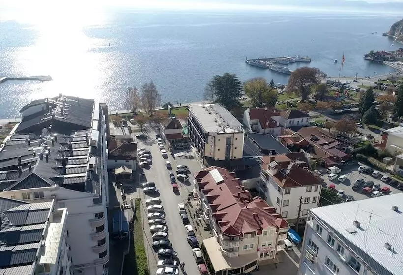 Apartments Matjan With Private Garages