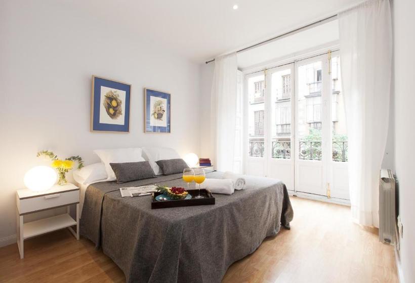 Aspasios Calle Mayor Apartments