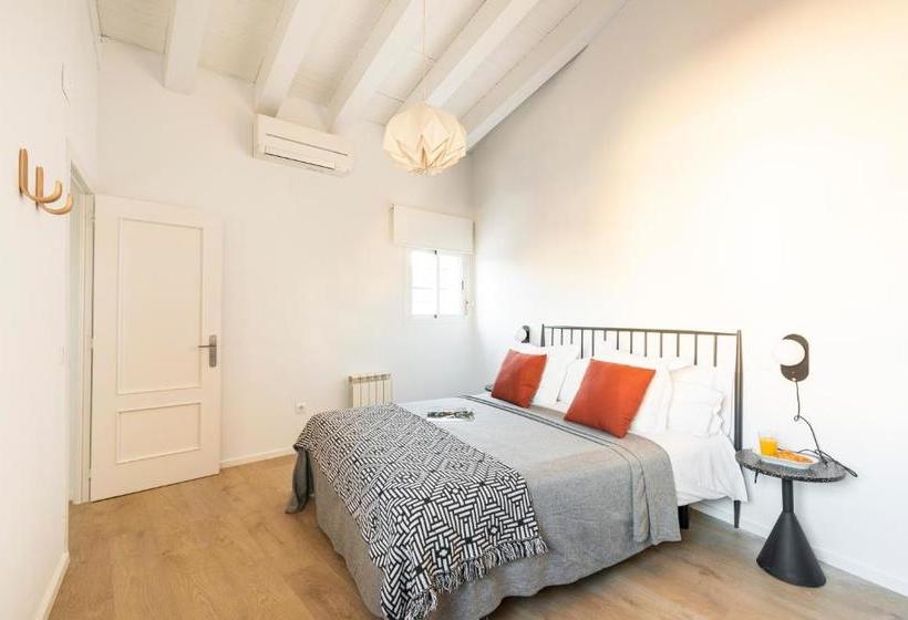 Aspasios Calle Mayor Apartments