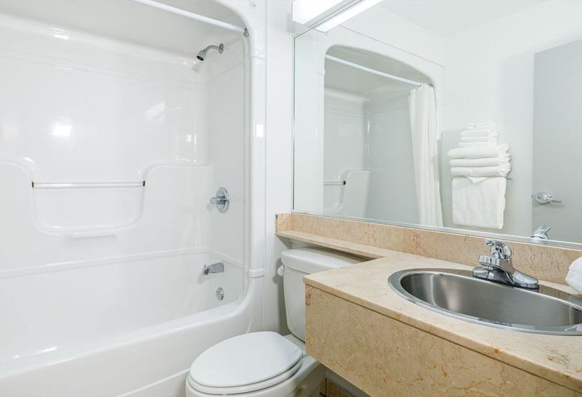 Repotel Henri Iv Québec