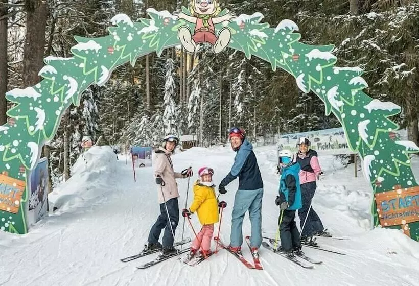 Ferienwelt Kesselgrub Hotel In Altenmarkt Zauchensee