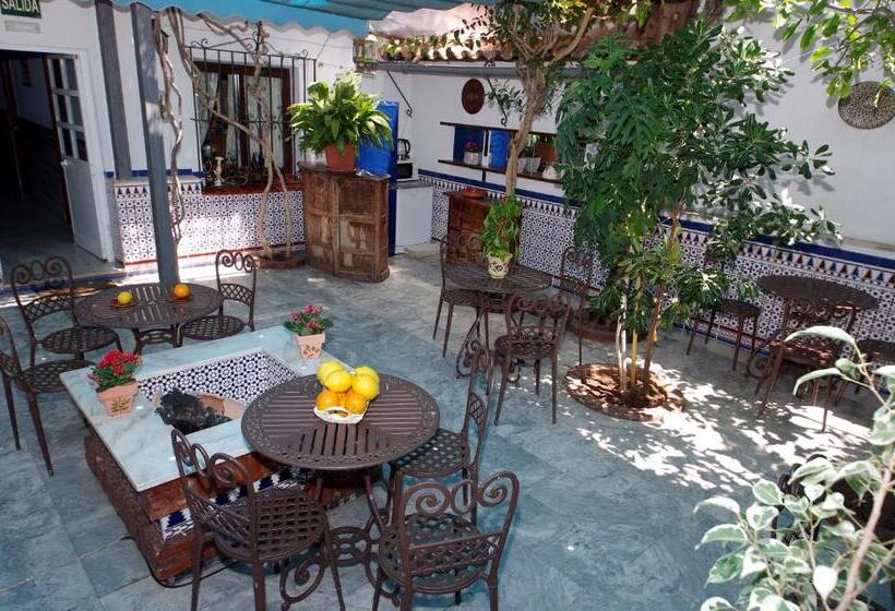 客栈  Pension Aduar