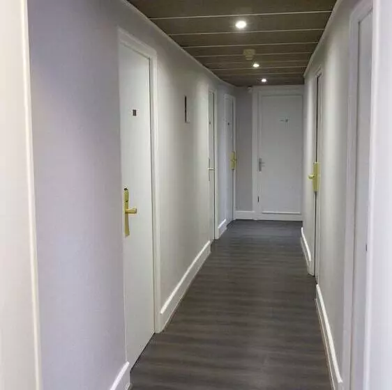 Отель Abc Hôtel