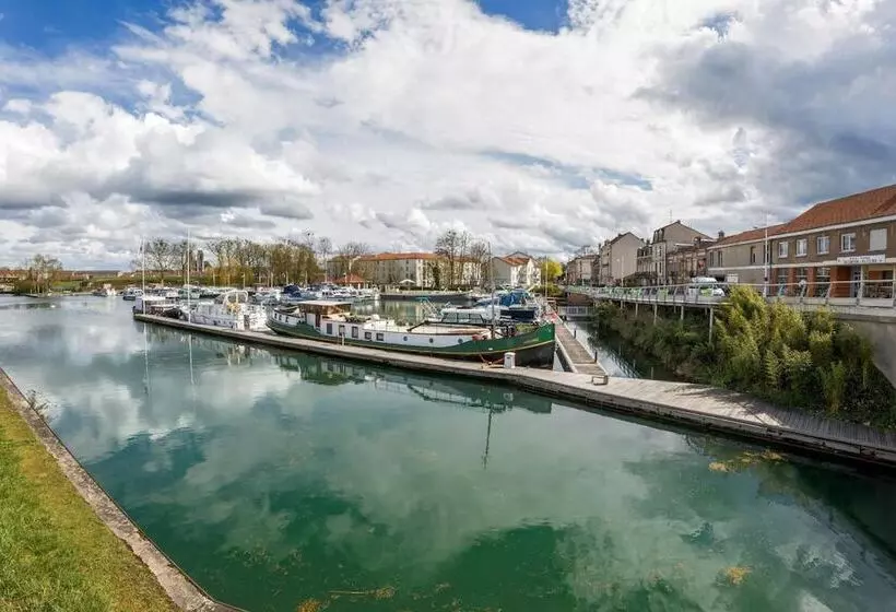 Отель Abc Hôtel