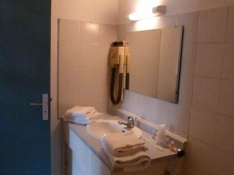 בית מלון כפרי Alba Flora