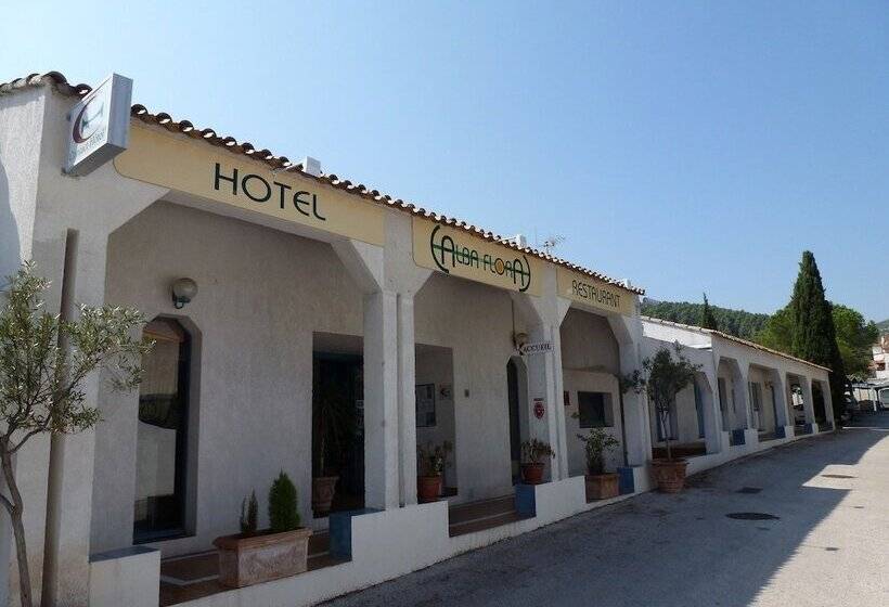 בית מלון כפרי Alba Flora