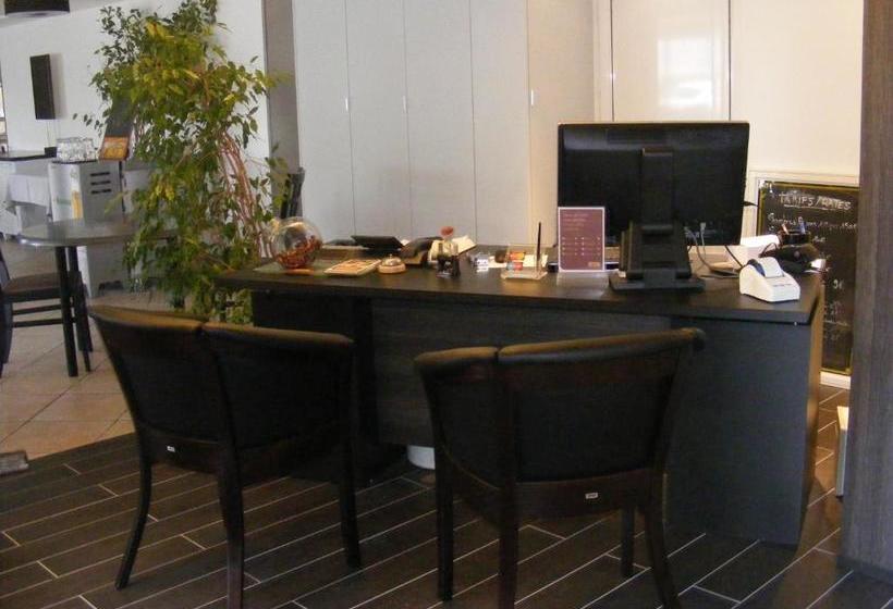 فندق Initial By Balladins Genève / Stgenispouilly