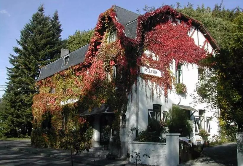 ホテル B&b La Pallande