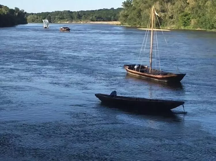 Отель De La Loire