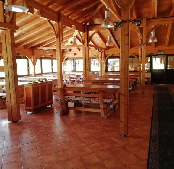 Hotel Guest Accommodation Licka Kapa