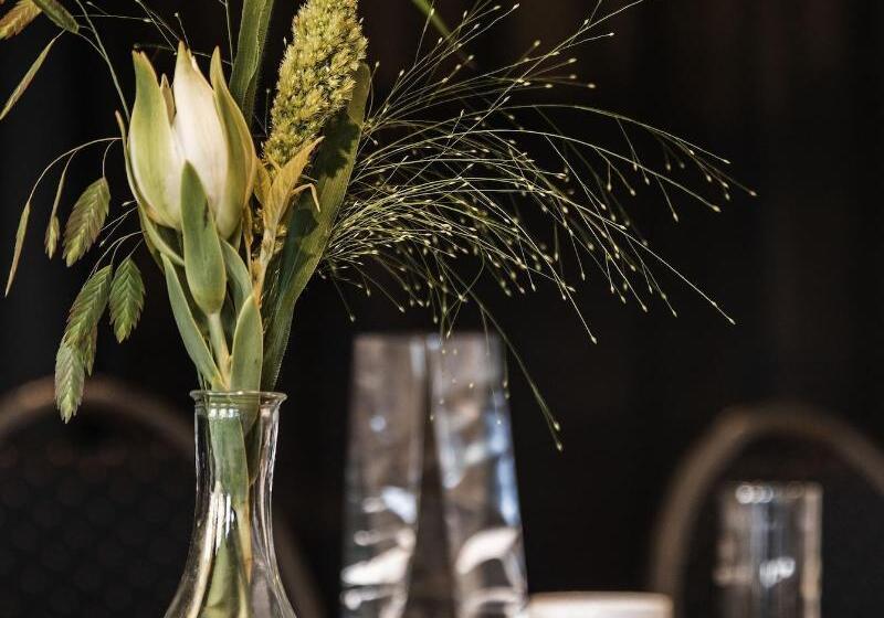 ホテル Hjallerup Kro