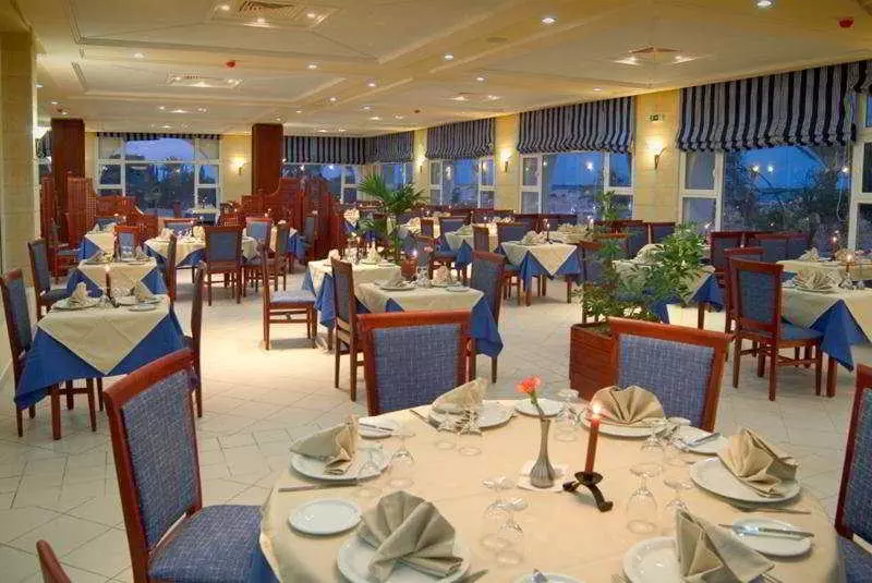 Hotelli Les Sirènes Thalasso & SPA