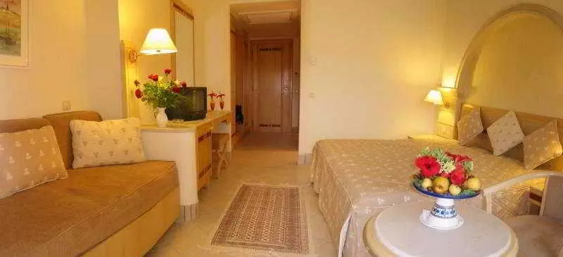 Hotelli Les Sirènes Thalasso & SPA