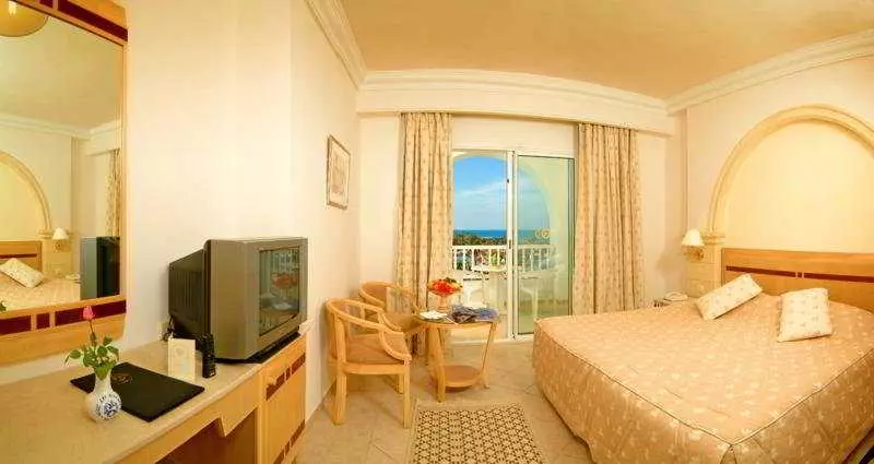 Hotelli Les Sirènes Thalasso & SPA