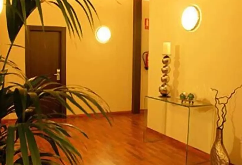 Отель Los Usías