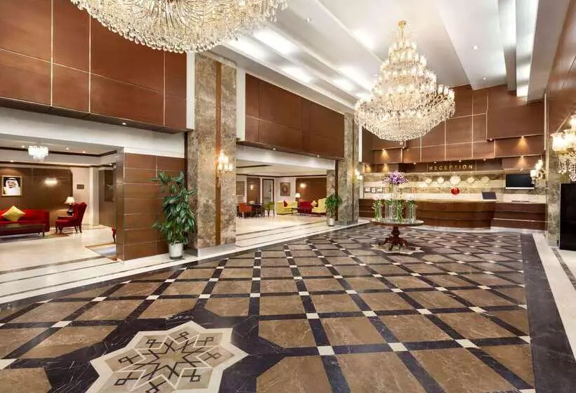 בית מלון כפרי Ramada By Wyndham Continental Jeddah