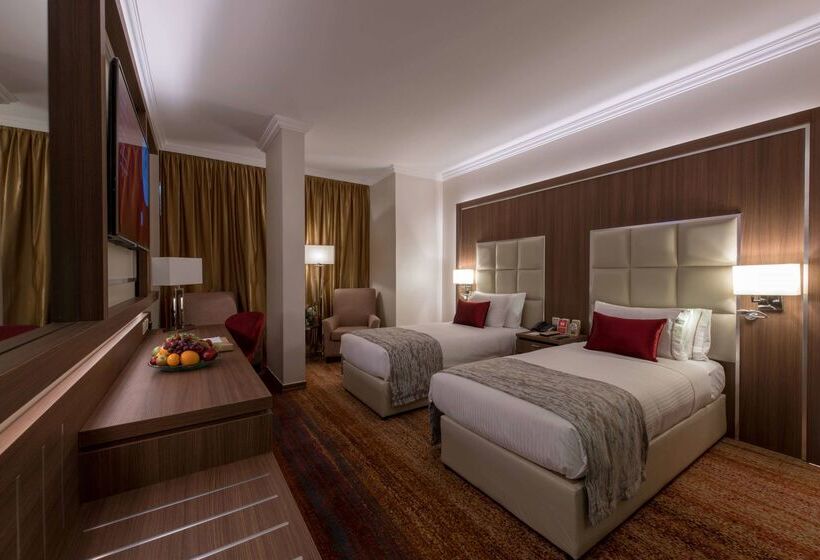فندق Ramada By Wyndham Continental Jeddah