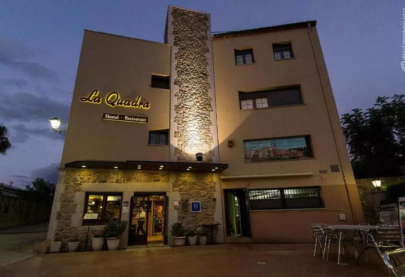 Отель Restaurante La Quadra