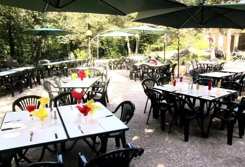 בית מלון כפרי Résidence Les Balcons Du Canigou