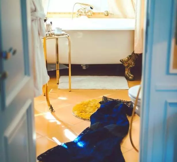 Tb Palace Hotel & Spa