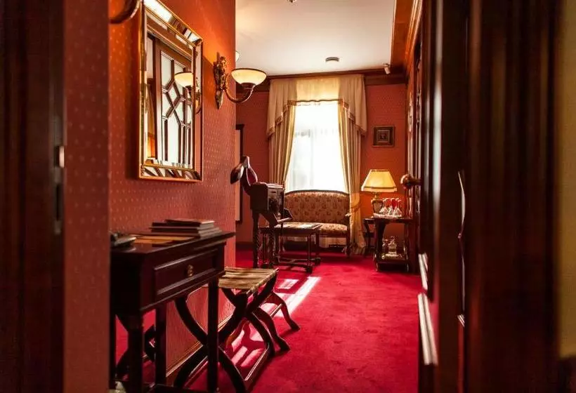 Tb Palace Hotel & Spa