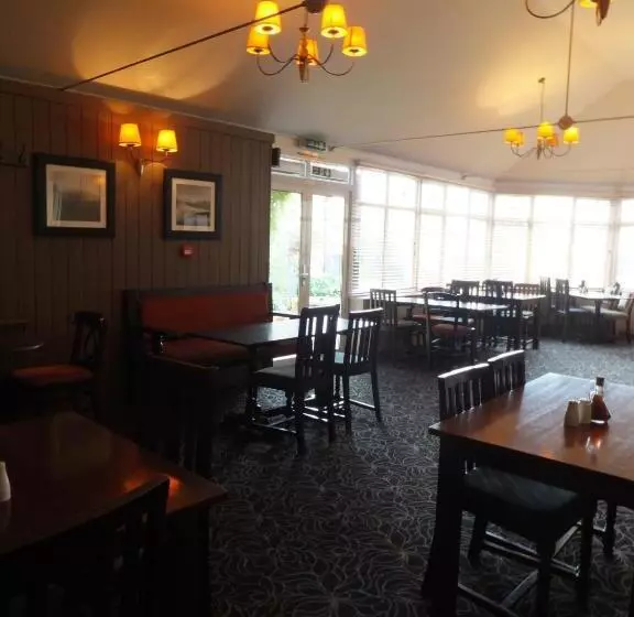 호텔 The Red Lion, Stretham