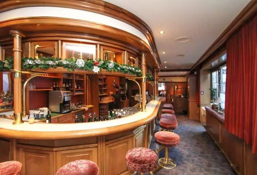 Отель Tiroler Adler Bed & Breakfast