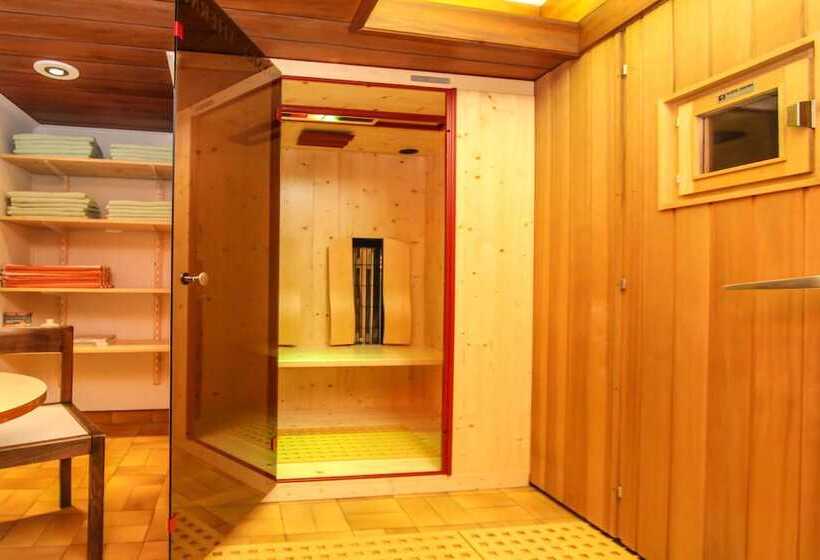 Отель Tiroler Adler Bed & Breakfast