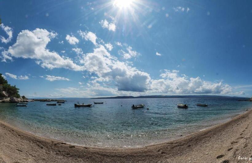 בית מלון כפרי Villa Petra