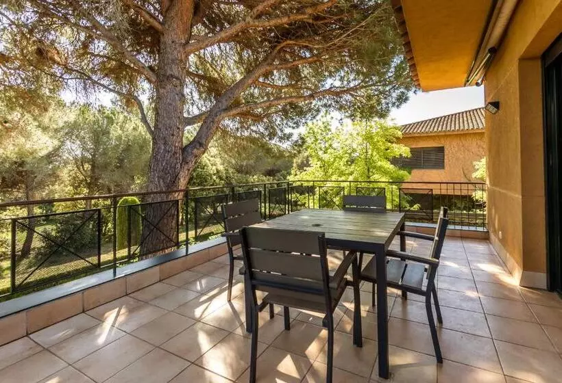 Apartahotel Suites Vila Birdie