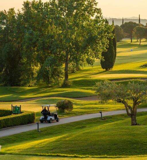 Apartahotel Suites Vila Birdie