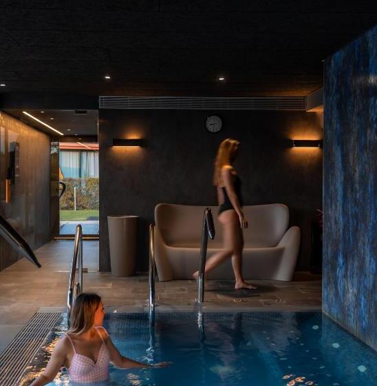 Apartahotel Suites Vila Birdie