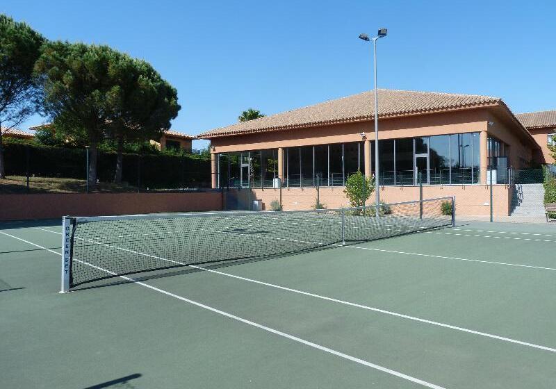 Apartahotel Suites Vila Birdie