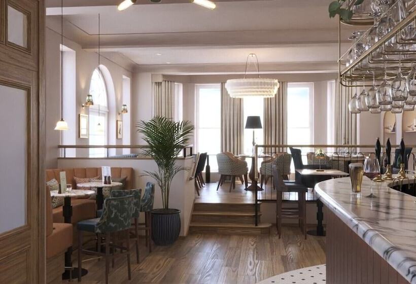 The White Horses By Everly Hotels Collection