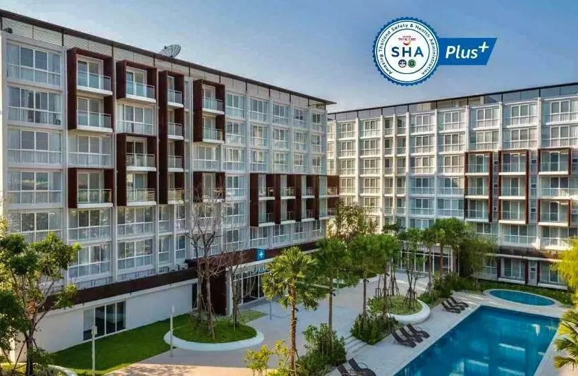 The Idle Hotel And Residence