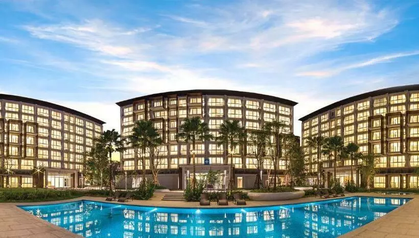 The Idle Hotel And Residence