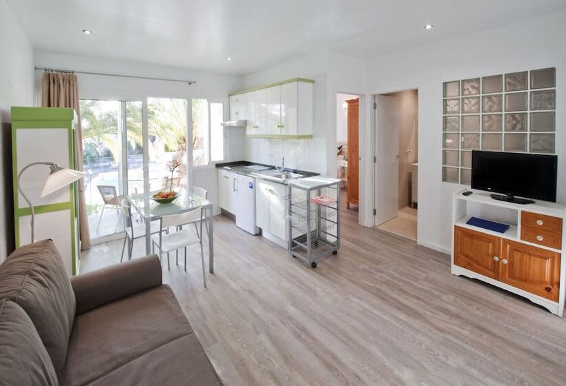 Apartamentos Adjovimar