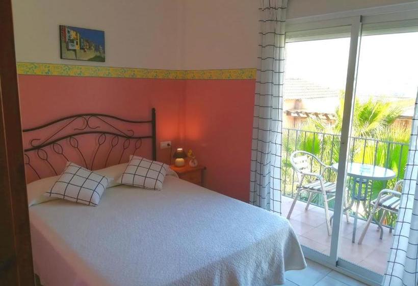 Apartamentos Mundaka Albir