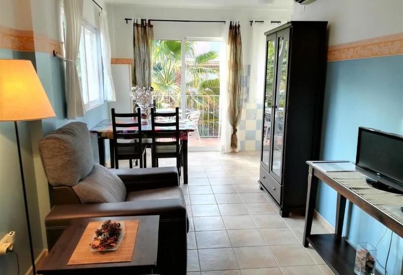 Apartamentos Mundaka Albir