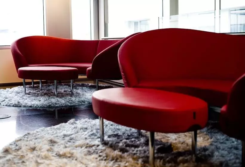 Hotel Axor Barajas - Madrid