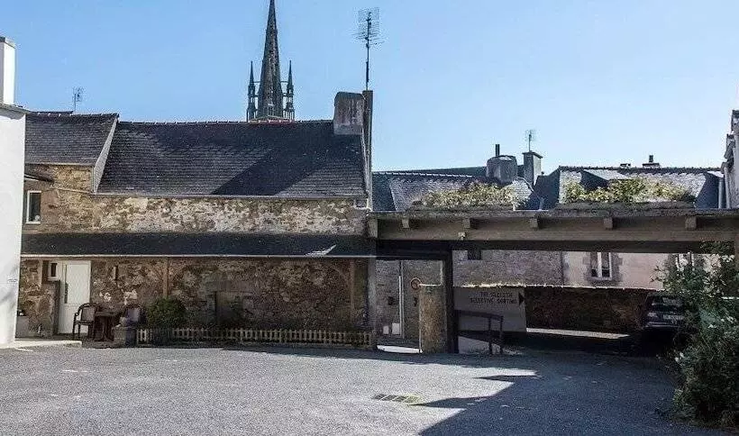 ホテル Du Cheval Blanc