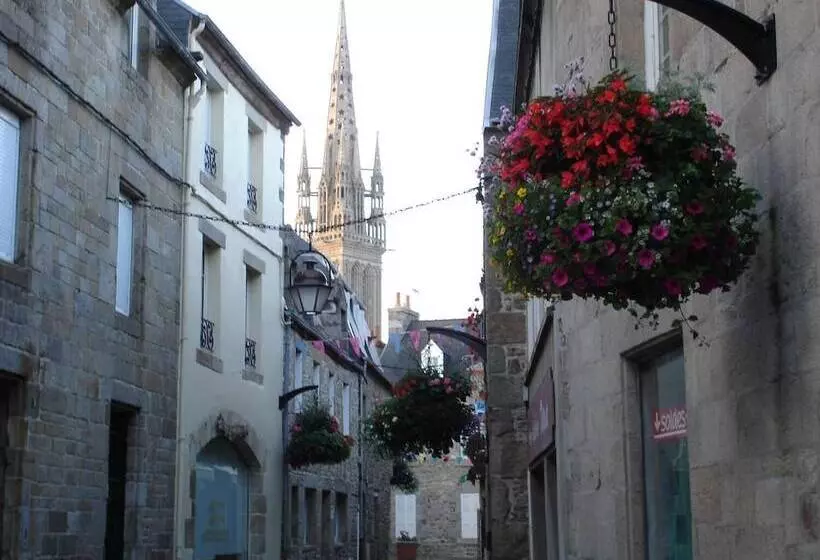 ホテル Du Cheval Blanc