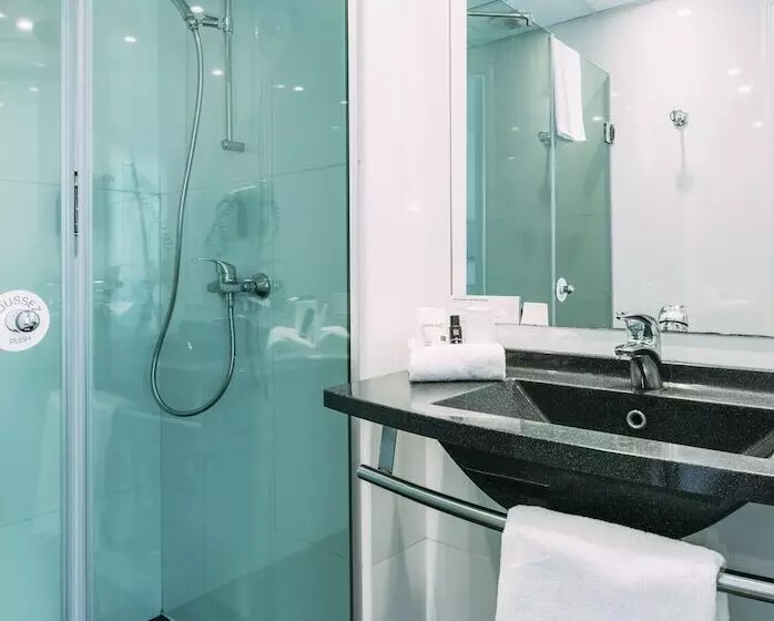 Otel Escale Oceania Marseille Vieux Port