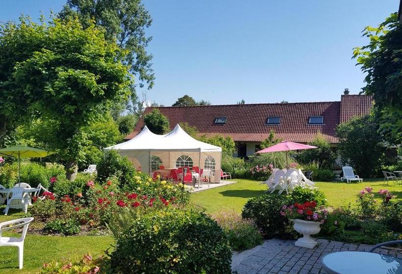 Отель Hôtel Ferme De La Raterie